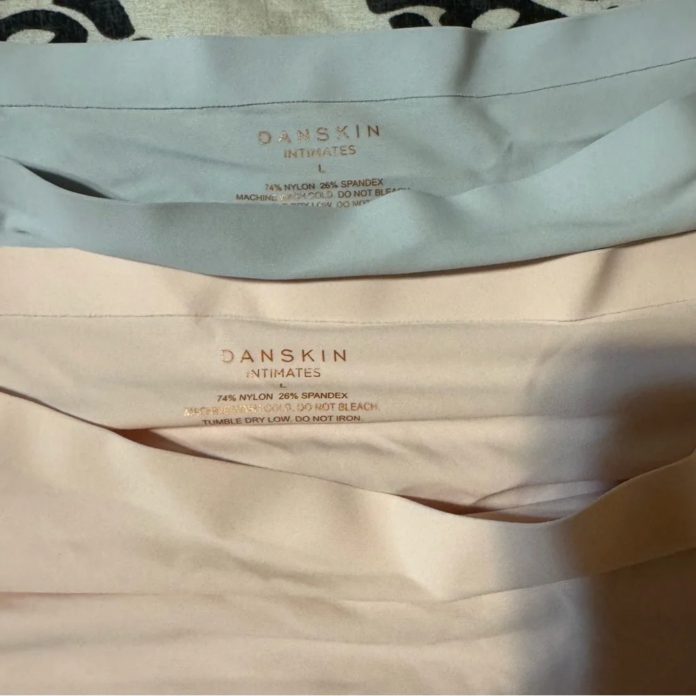 Danskin Women's Pink and White Panty SetNWOT - Picture 4 of 7